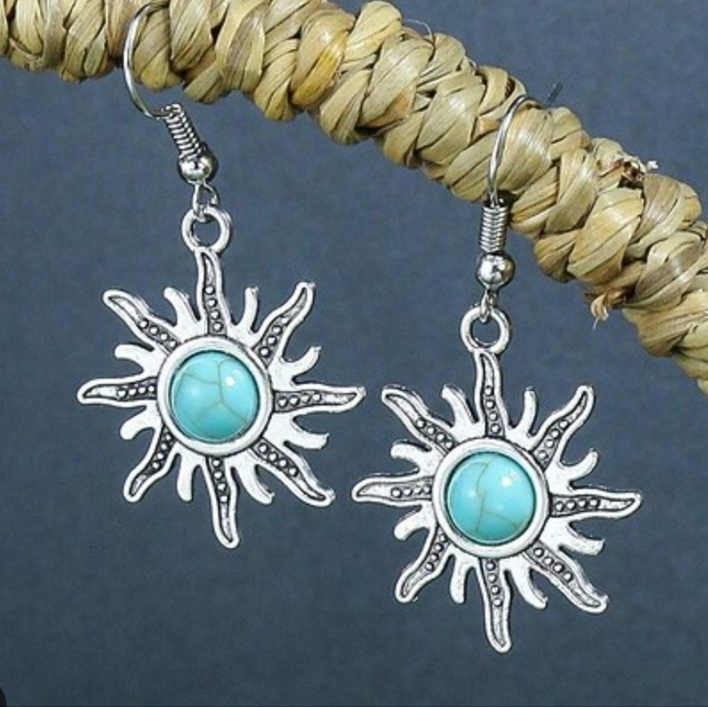 Sunburst Turquoise Earrings - Picture 2 of 2